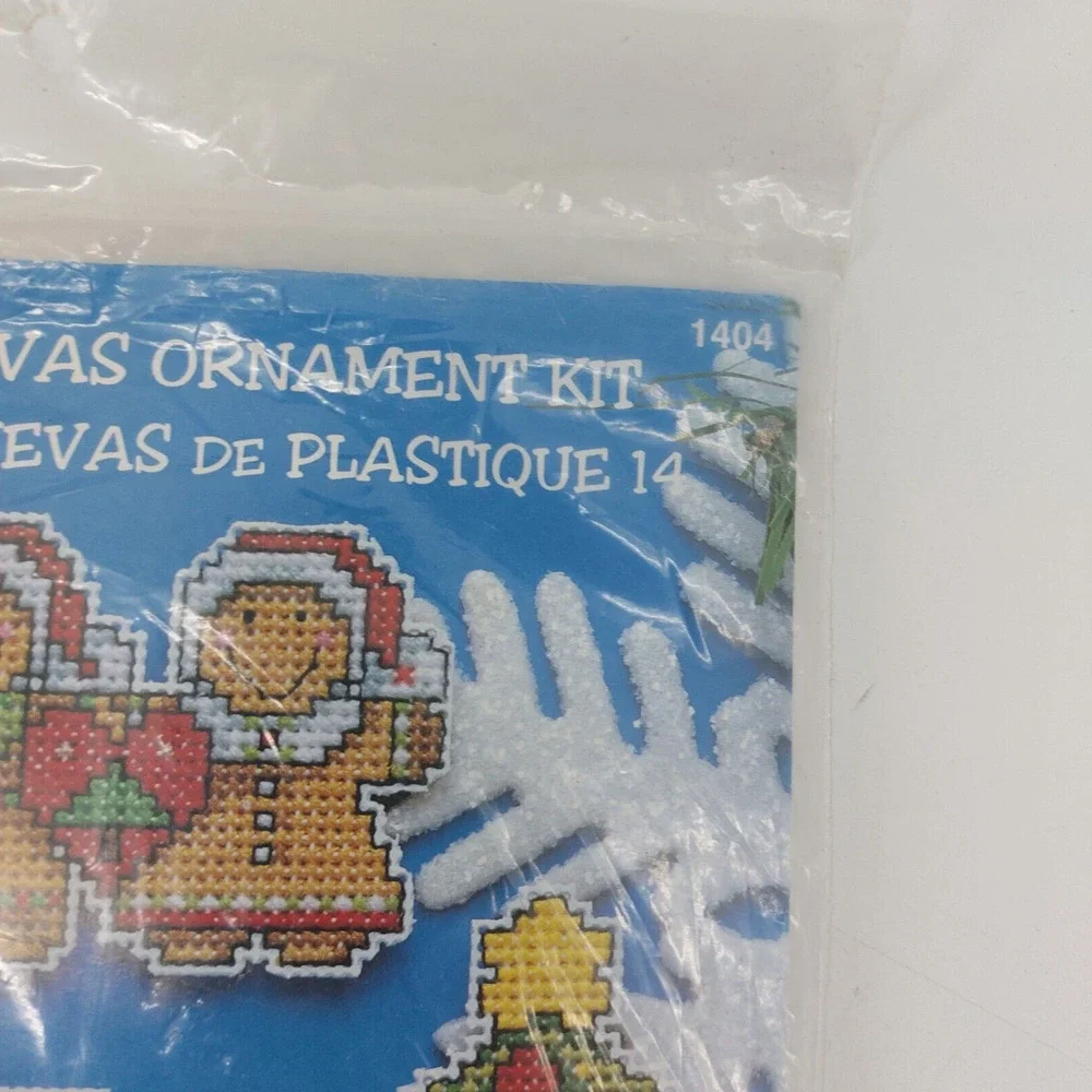 Design Works Cross Stitch Plastic Canvas 6 Ornament Kit Opened Package 14 Ct